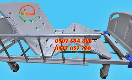 giuong benh 2 tay quay bm05(3)